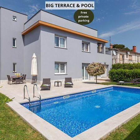 PUY Villa Isabella מראה חיצוני תמונה