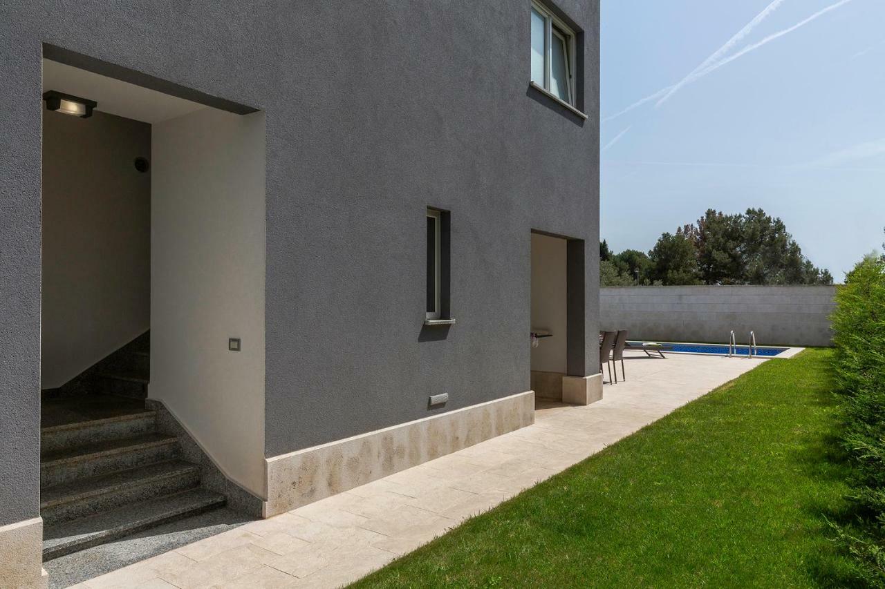 PUY Villa Isabella מראה חיצוני תמונה
