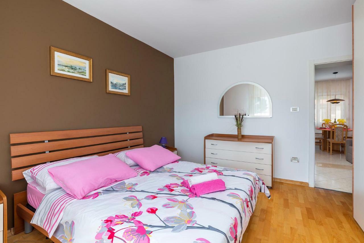 PUY Villa Isabella מראה חיצוני תמונה