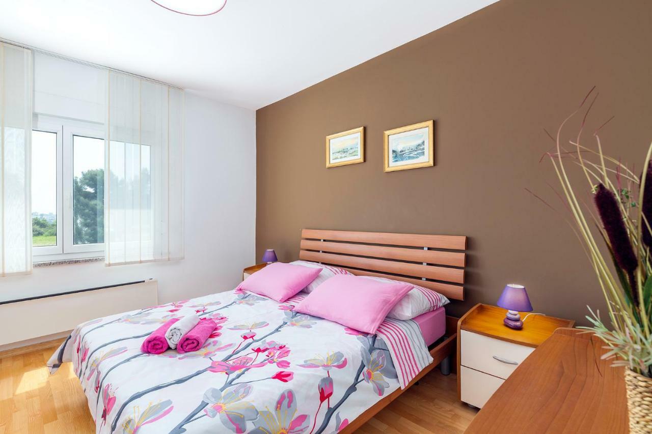 PUY Villa Isabella מראה חיצוני תמונה