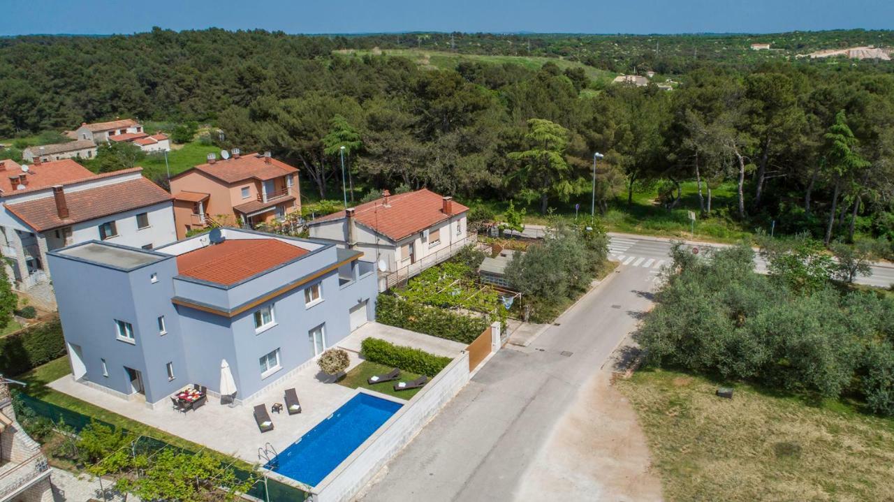 PUY Villa Isabella מראה חיצוני תמונה